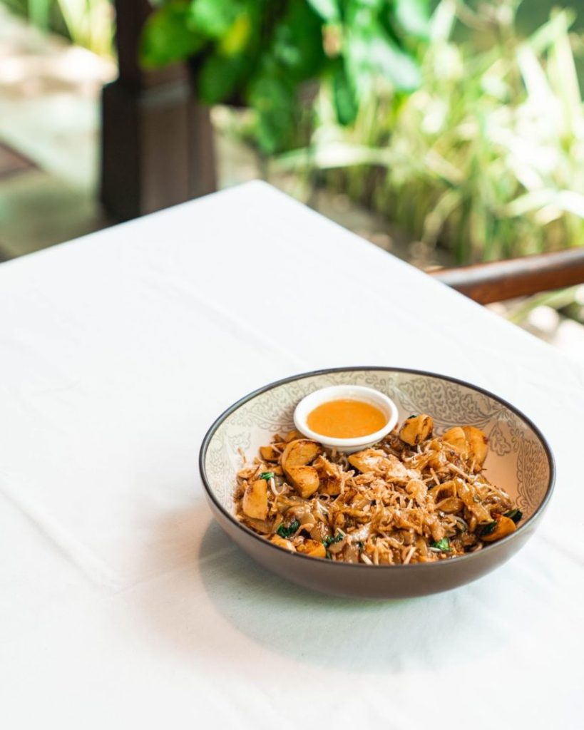 Stir fried kwetiauw noodles at Colabo Cafe Bali