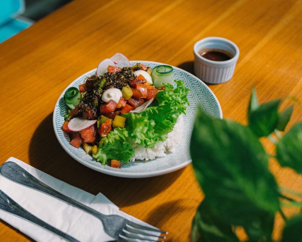 Tuna poke bowl healthy lunch at Colabo Cafe Jimbaran Bali